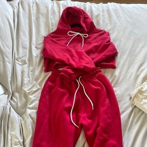 Cropped hoodie and sweatpants set